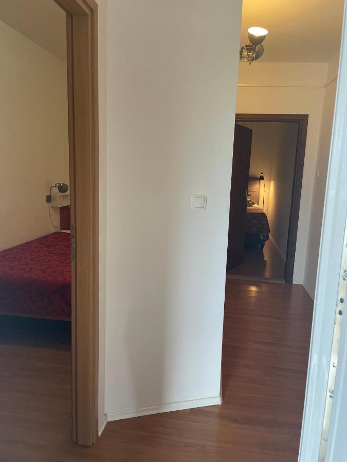 Apartments Iva باكوشتاني المظهر الخارجي الصورة