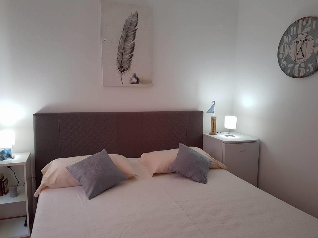 Apartments Iva باكوشتاني المظهر الخارجي الصورة