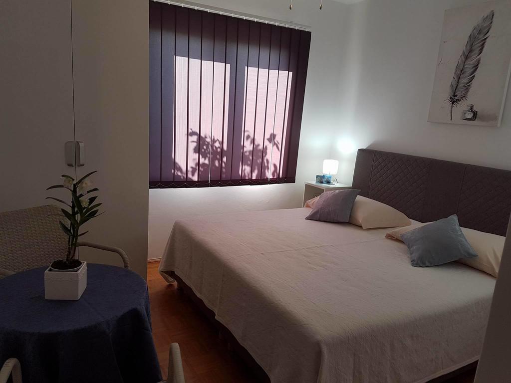 Apartments Iva باكوشتاني المظهر الخارجي الصورة
